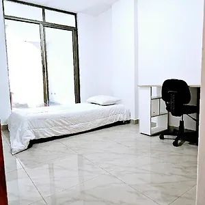 Habitacion Cama Sencilla Bano De Uso Exclusivo Medellín